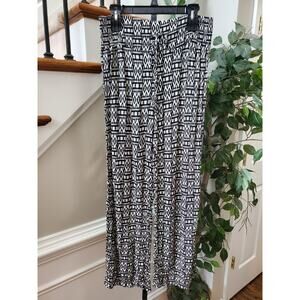 C. Wonder Women's Black & White Polyester Comfort Waist Pull On Trouser Pant L